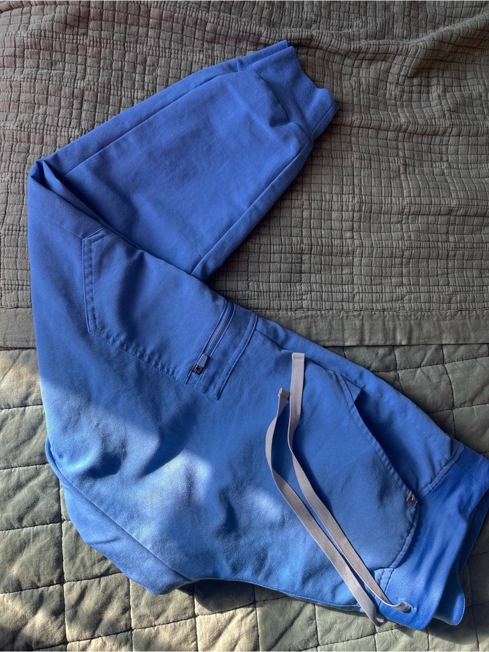 FIGS Zamora Jogger Scrub Pants in Ceil Blue